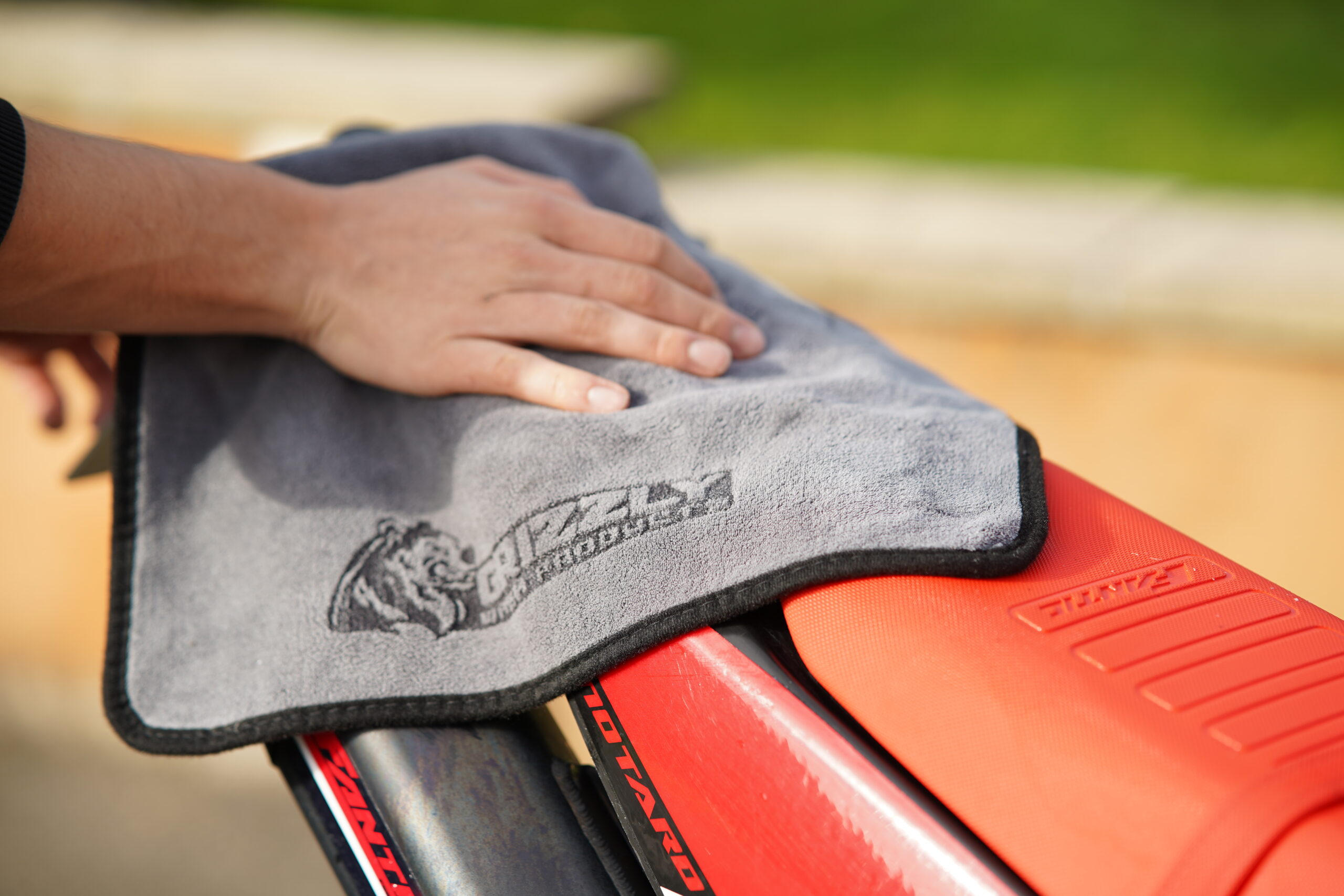 Microfibre Grizzly Wash Products (1)