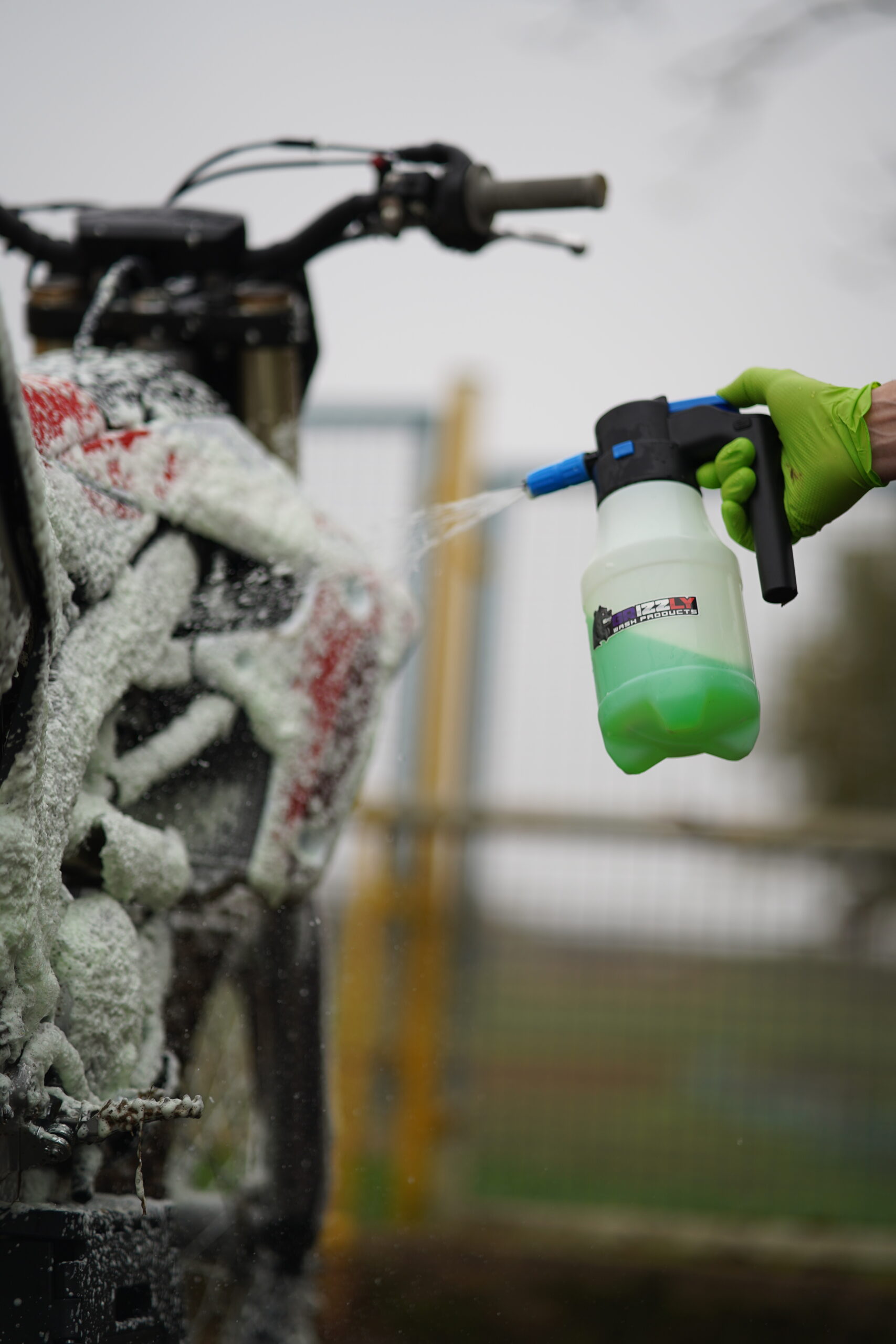 E-FOAM Grizzly Wash Products